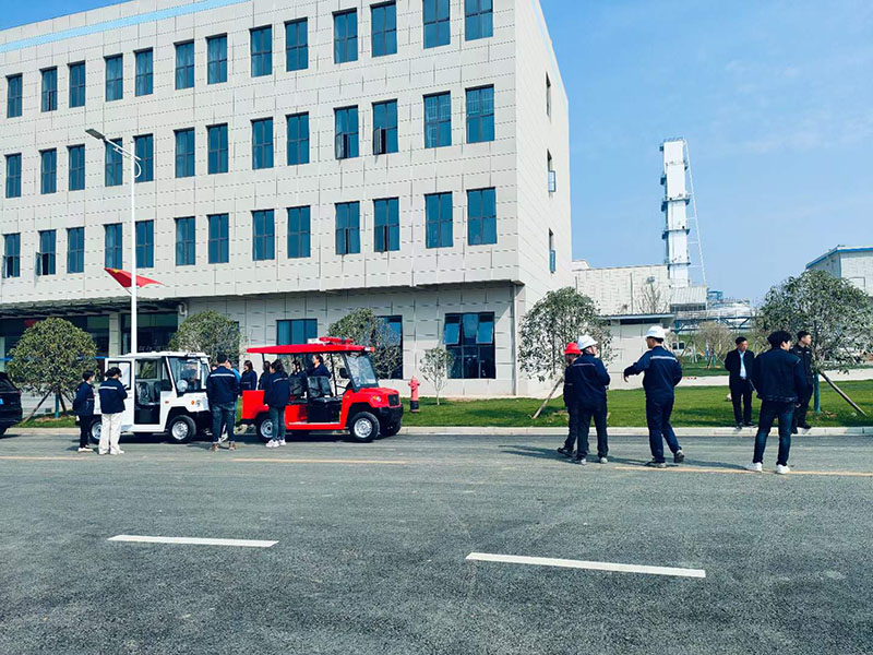 交付新力量：電動(dòng)觀(guān)光車(chē)、巡邏車(chē)、消防車(chē)、貨車(chē)為廠(chǎng)區(qū)添彩